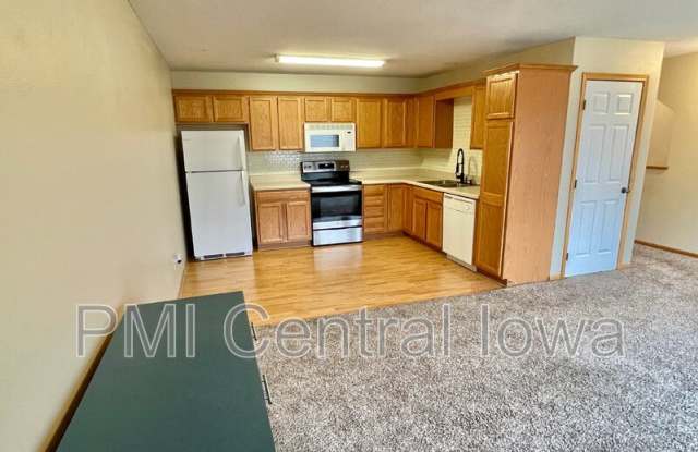 1262 SE Village View Ln Gallery 4