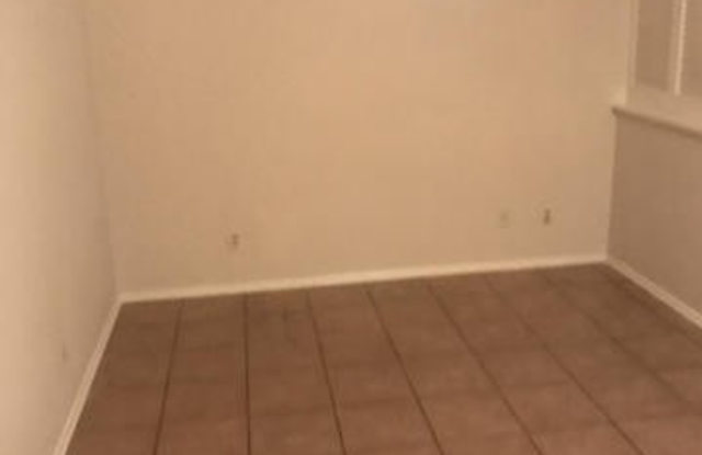 3034 URBAN CREST DR Gallery 4