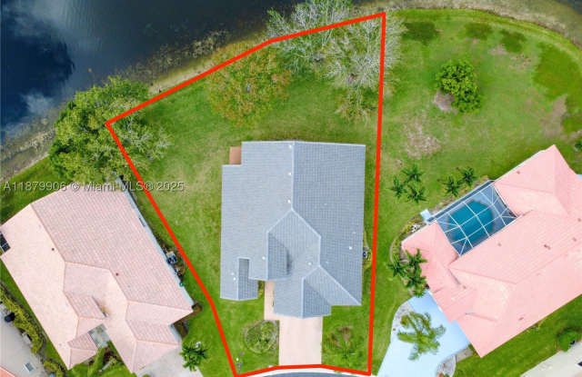 2549 Egret Lake Dr Gallery 2