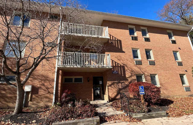 300 WINDING WAY - 300 Winding Way, Chester County, PA 19335