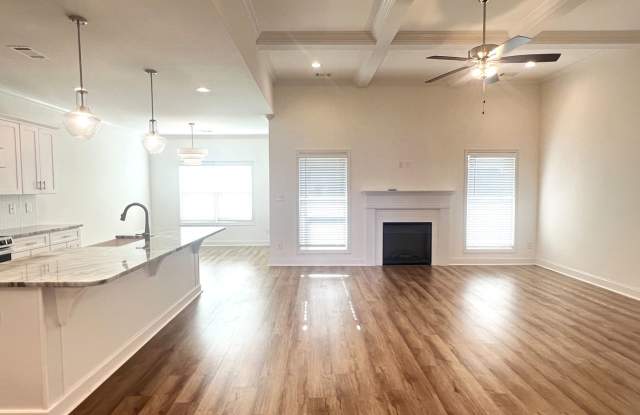 Practically New 4 Bedroom Home in Kathleen is a Must See!! Gallery 3