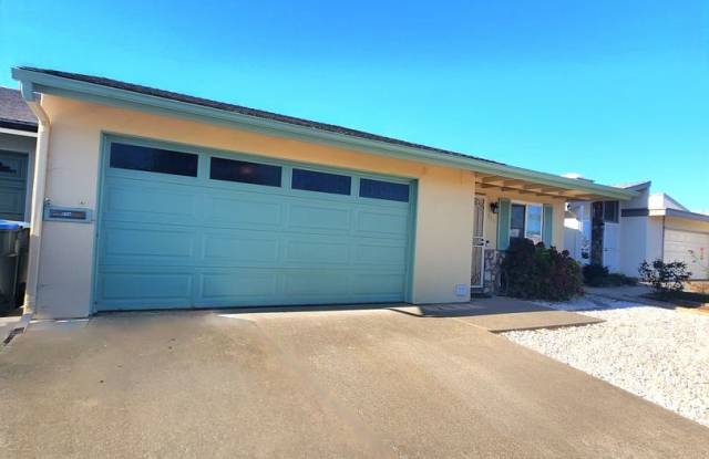 Comfortable 2 Bed, 2 Bath Single Level Home in a 55+ Community Gallery 3