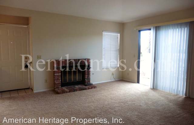 9378-202 Twin Trails Drive Gallery 2