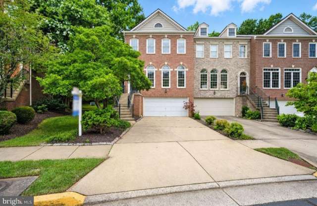 10189 CASTLEWOOD Lane Gallery 1