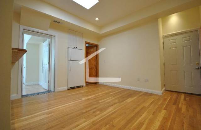 BROOKLINE LISTING!!!!!! 3BED 2BATH!!!! photos photos