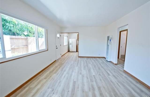 156 W Escalones photos photos