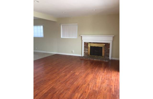 8960 Collett Avenue Gallery 4