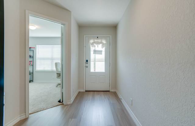 Beautiful single story home in Saratoga Community Gallery 4