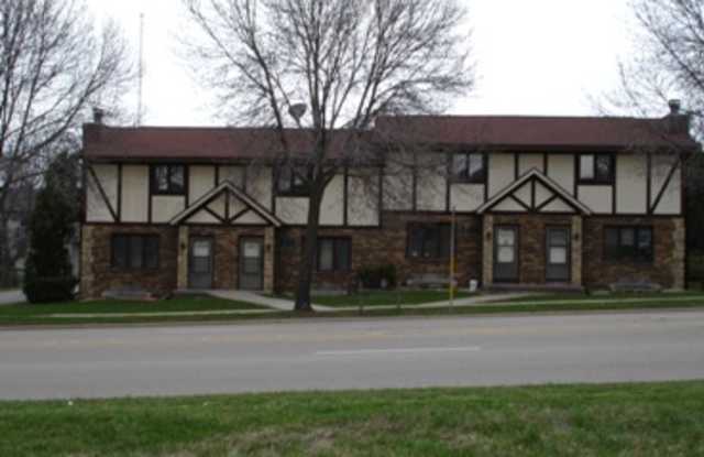 6763 Hammersley Road Gallery 2