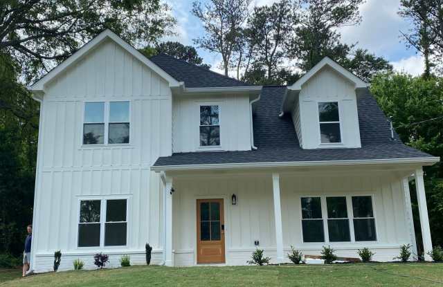 Newly built 4 Bed, 2.5 bath in Atlanta! photos photos