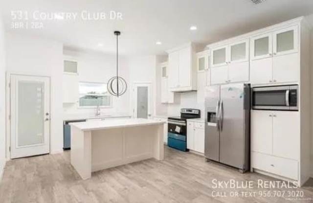 531 Country Club Road Gallery 3