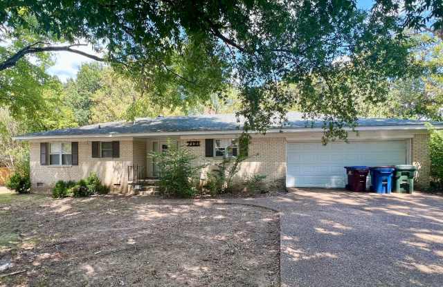 3 Bedroom/2 Bathroom Fort Smith Home Available for Rent! photos photos