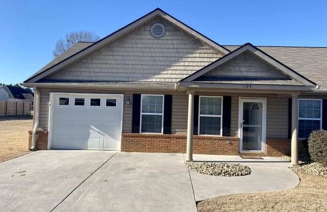 504 Cedar Creek Drive Gallery 1