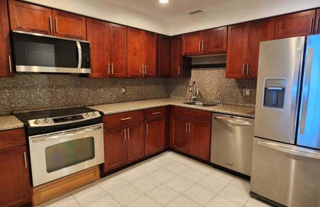 382 Ocean Ave. - 382 Ocean Avenue, Revere, MA 02151 382 Ocean Ave. - 382 Ocean Avenue, Revere, MA 02151