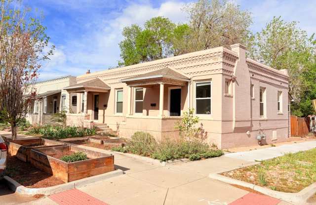 Charming 2 Bed 1 Bath Duplex in West Highlands photos photos Charming 2 Bed 1 Bath Duplex in West Highlands photos photos