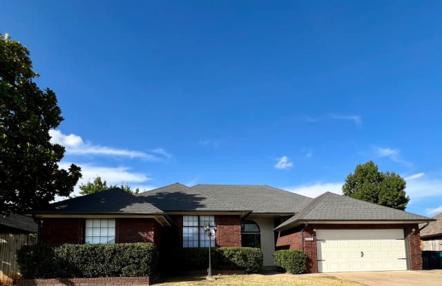 Spacious Bedroom Home in Westmoore School District! Gallery 2