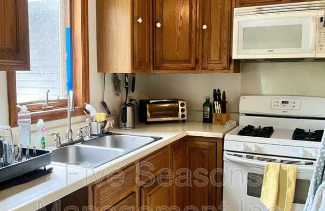 115-7 North Winooski Avenue - 7 photos photos