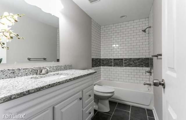 984 Estes Dr SW Gallery 4
