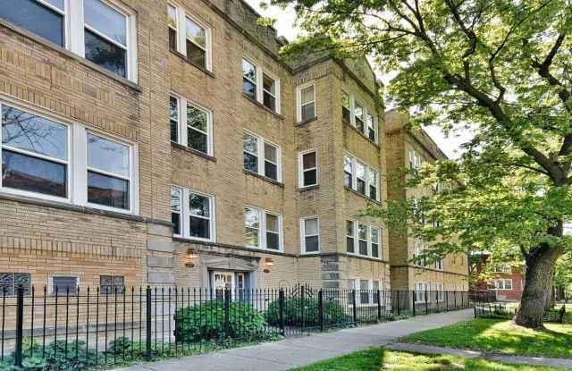 3249 W Cullom Avenue photos photos
