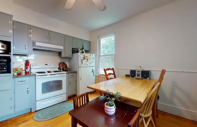 41 Orchardhill Road - 2 Gallery 2