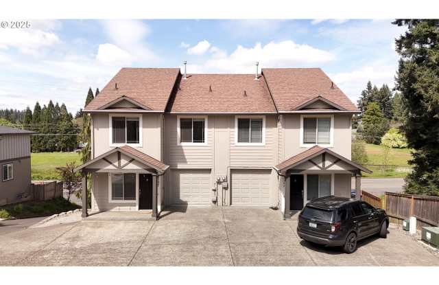 Spacious 3 Bedroom – Move-In Ready! photos photos