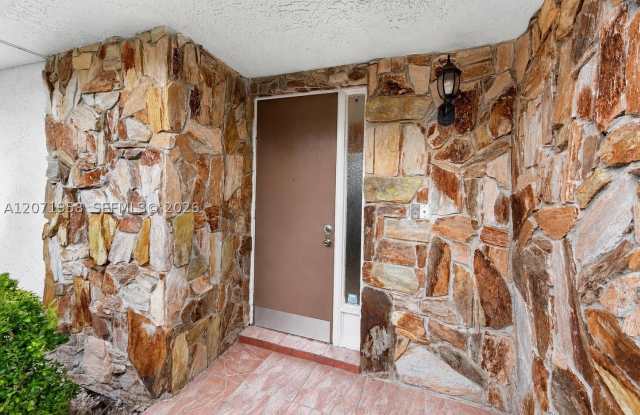 8142 Silver Palm Ct Gallery 4