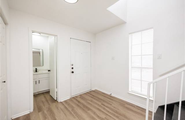 6114 Wilderock Drive Gallery 4