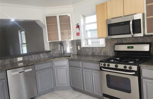 70 Elm Avenue photos photos 70 Elm Avenue photos photos
