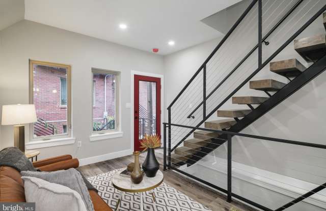 1006 S FAIRHILL Street photos photos