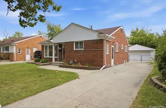 8108 Whitefield Street Gallery 2