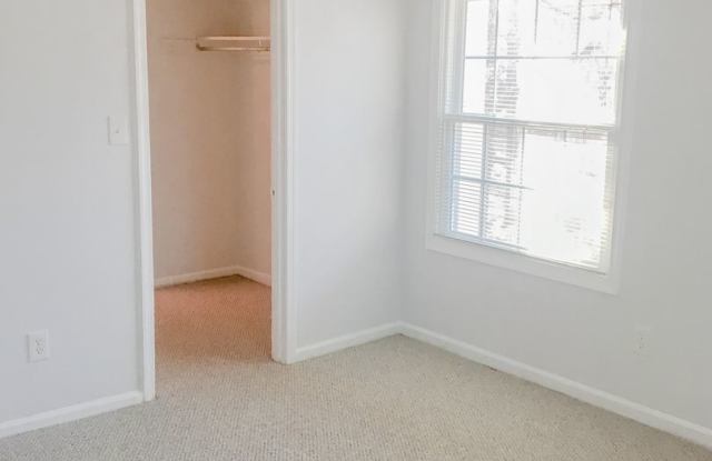 8231 KINGS CHARTER LN #105 UNIT G Gallery 3