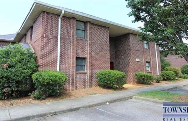 1032-2 Ancestry Dr. (No Pets) - 1032 Ancestry Drive, Fayetteville, NC 28304
