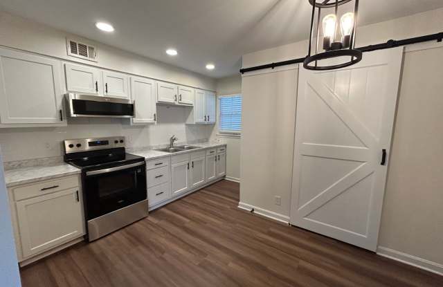 2100 Murray Ave photos photos