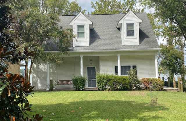 Riverside Drive photos photos