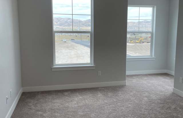 1923 N 3410 W N301 Gallery 3