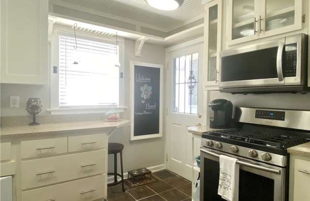 149 Walthall Street SE Gallery 4