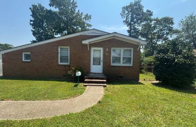 Settle in at 806 Carolina Street! photos photos