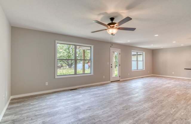 Brand New 3 Bedroom 2.5 Bathroom Springfield Home photos photos