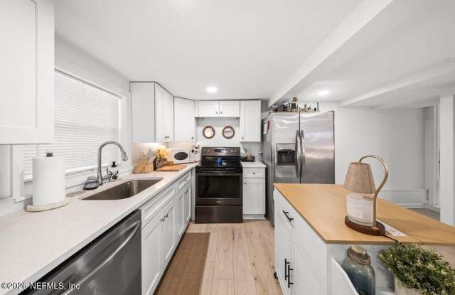 457 7TH Avenue S Gallery 4