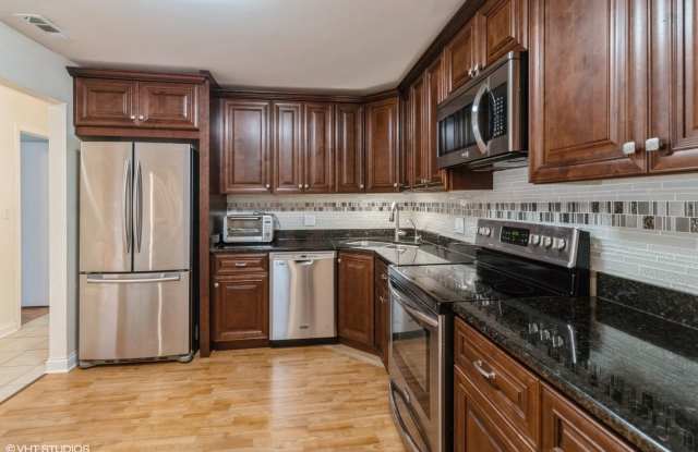 1108 Castilian Court Gallery 4