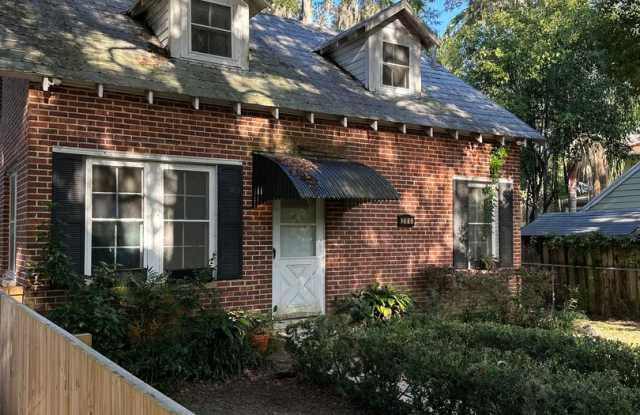 200 NE 11th Street photos photos