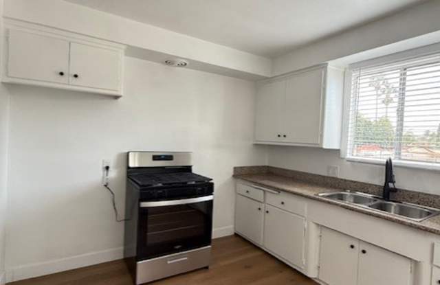 8319 S. Western Ave.#5 photos photos