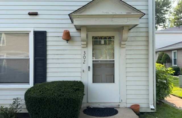 302 Creekside Drive Gallery 2