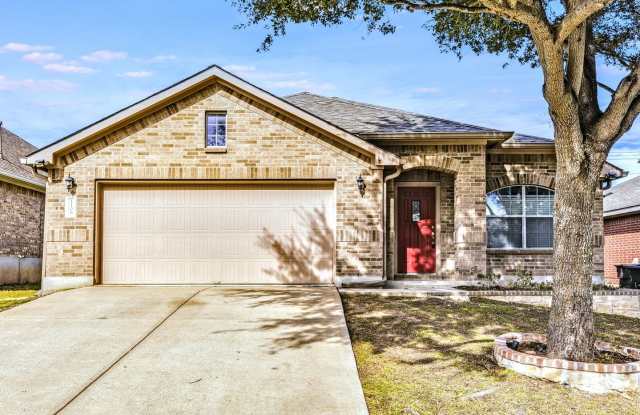 Comfortable 3BR / 2BA Home with Fireplace, Natural Light  Private Backyard photos photos