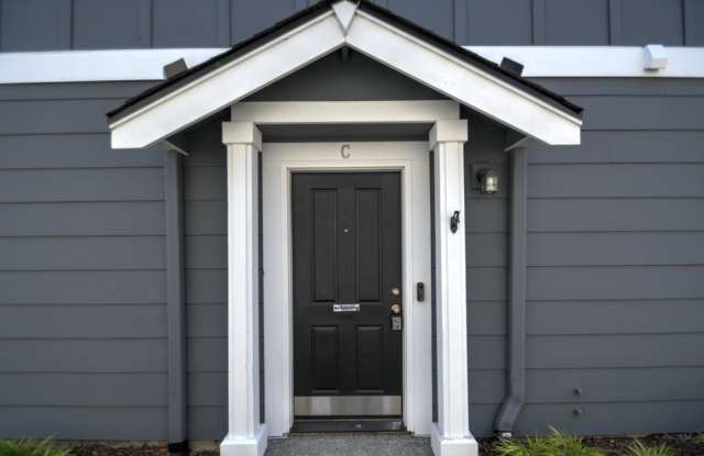 Spacious 2BR Condo with Attached Garage Gallery 3