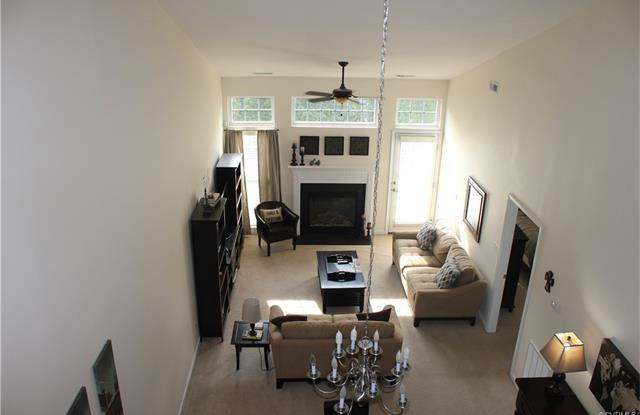 2803 Murano Way Gallery 3