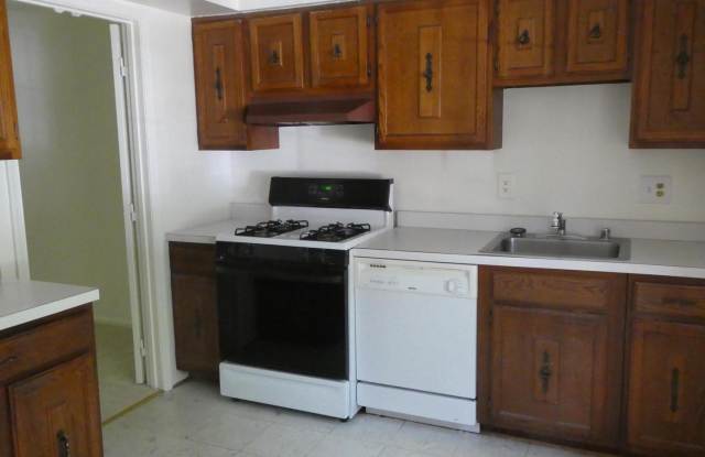 5504 CONISTONE CT Gallery 2