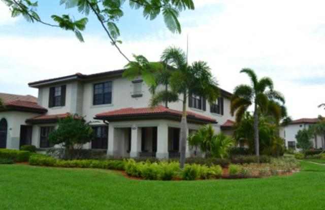 1387 SANTIAGO CIR E Gallery 2