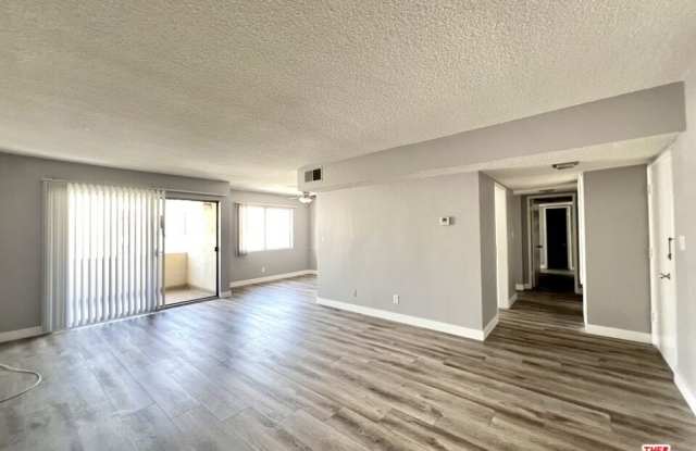 711 Orange Grove Ave - 711 Orange Grove Avenue, South Pasadena, CA 91030