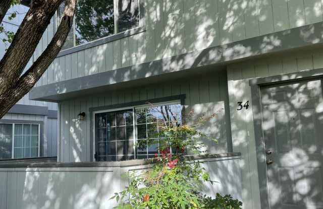 Can you guess why this condo is so popular? LOCATION! photos photos